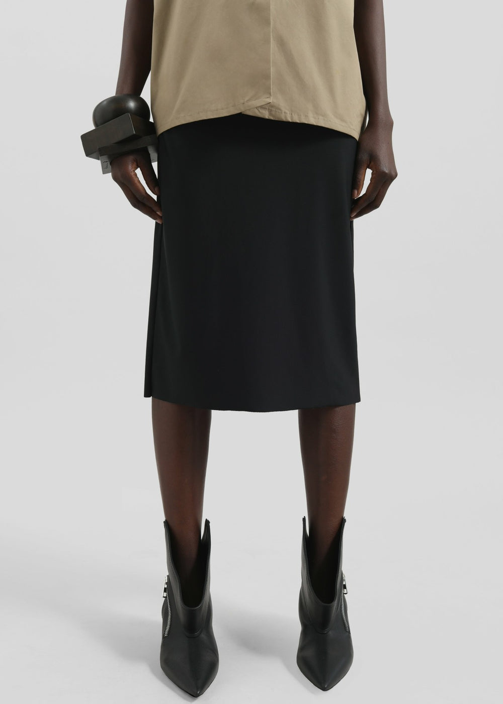 Viera Midi Skirt - Black