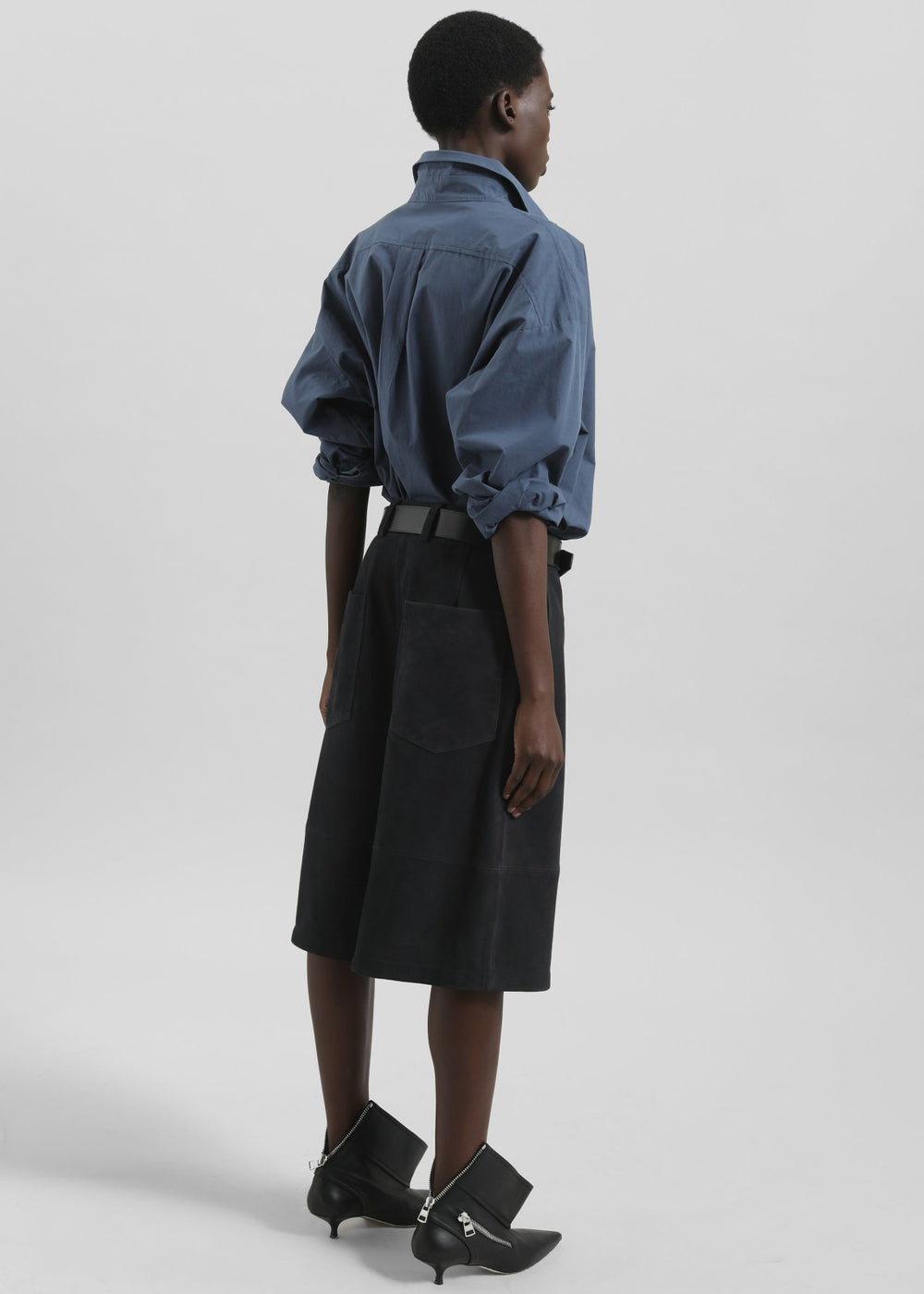 Dartsel Suede Bermuda Shorts - Navy