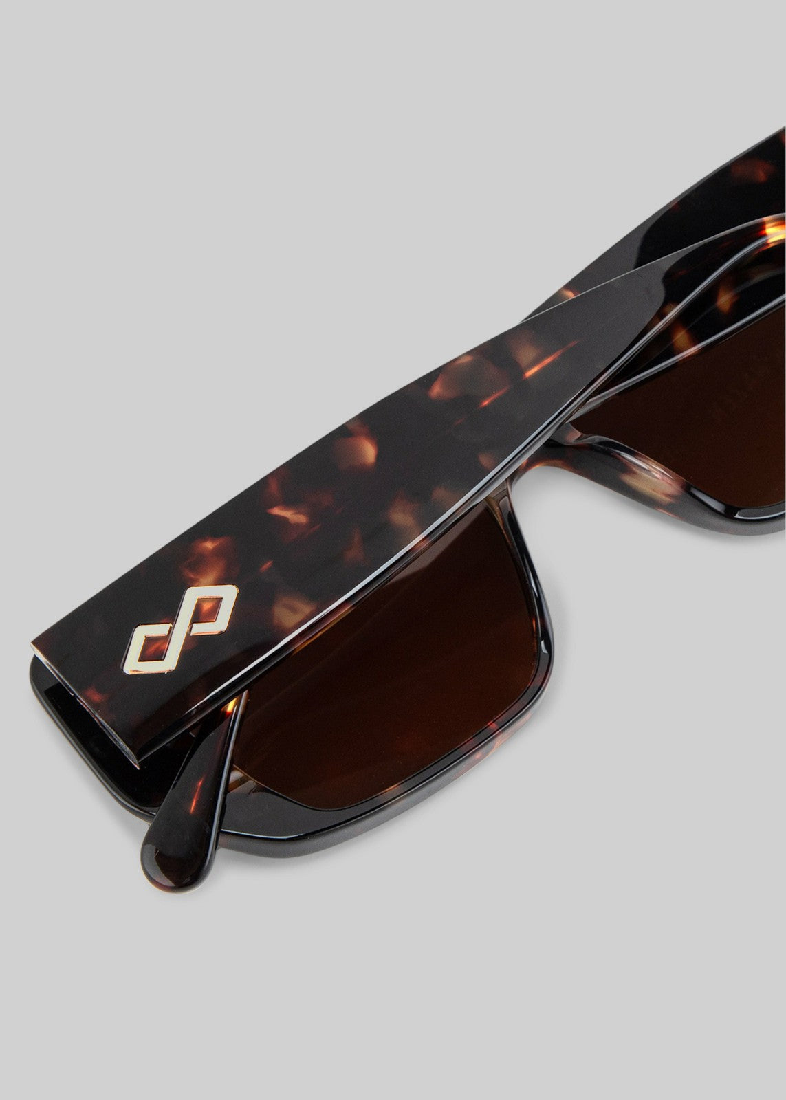 Karen Wazen x TFS Frankie Sunglasses - Tortoise