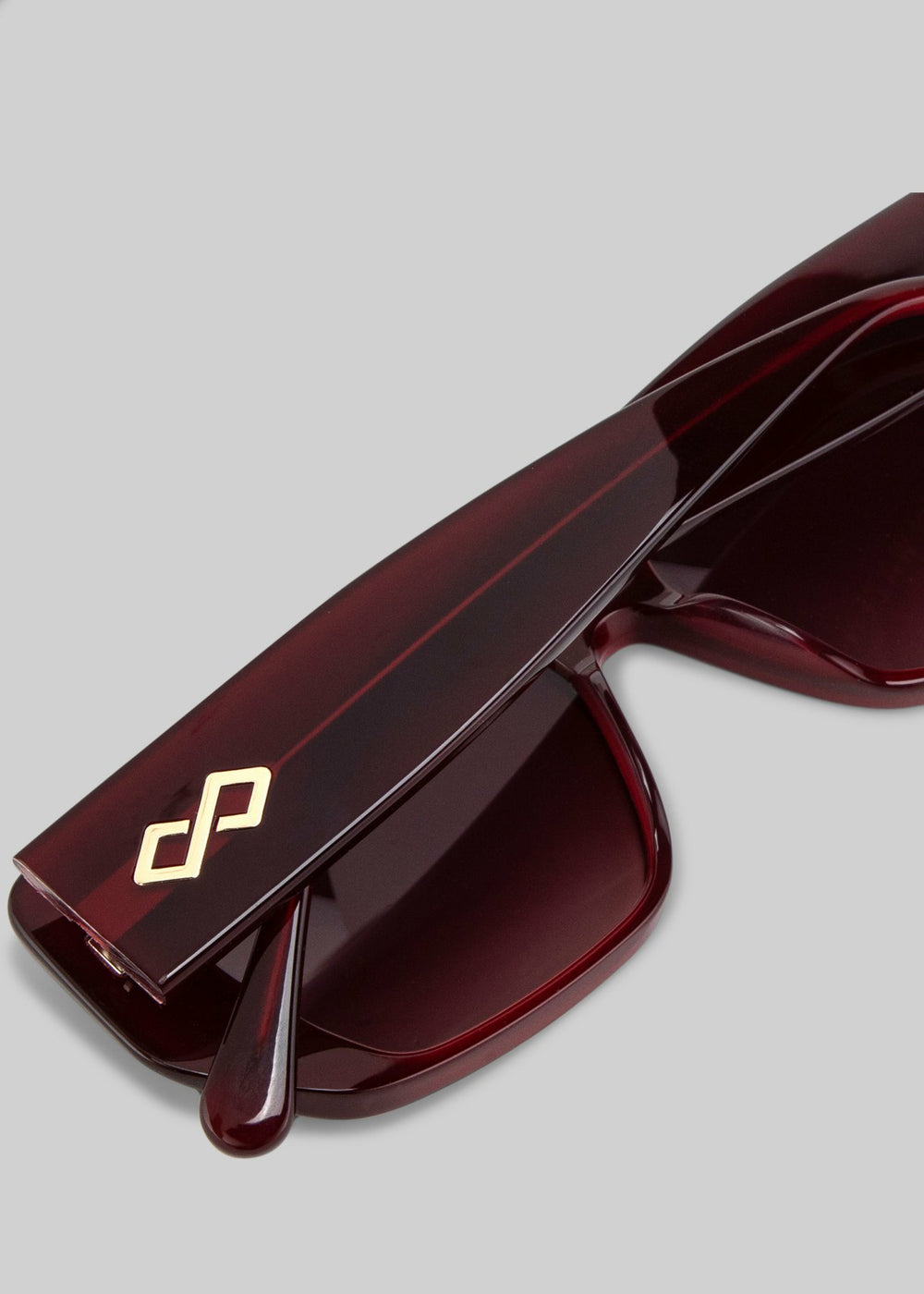 Karen Wazen x TFS Frankie Sunglasses - Burgundy