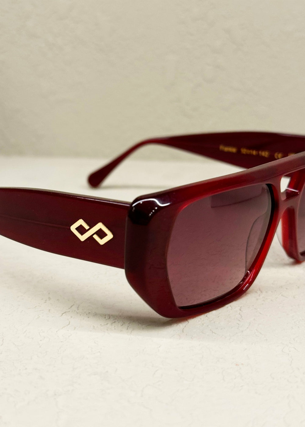 Karen Wazen x TFS Frankie Sunglasses - Burgundy