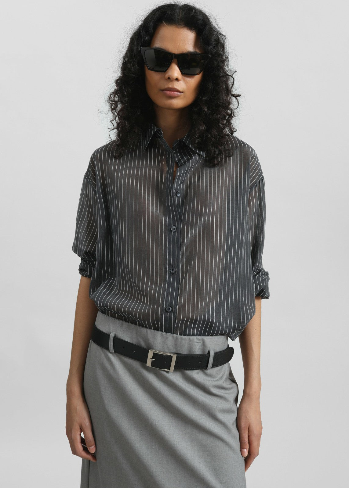 Kesin Open Back Shirt - Grey/White Stripe