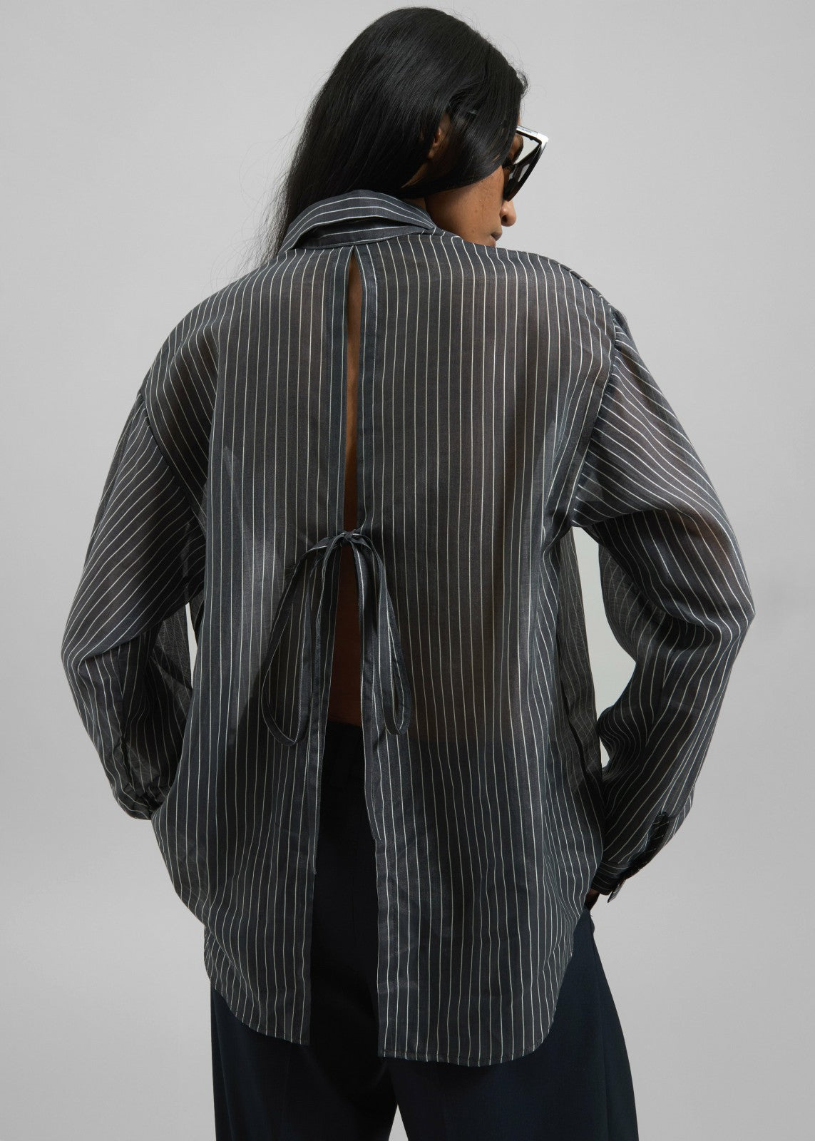 Kesin Open Back Shirt - Grey/White Stripe