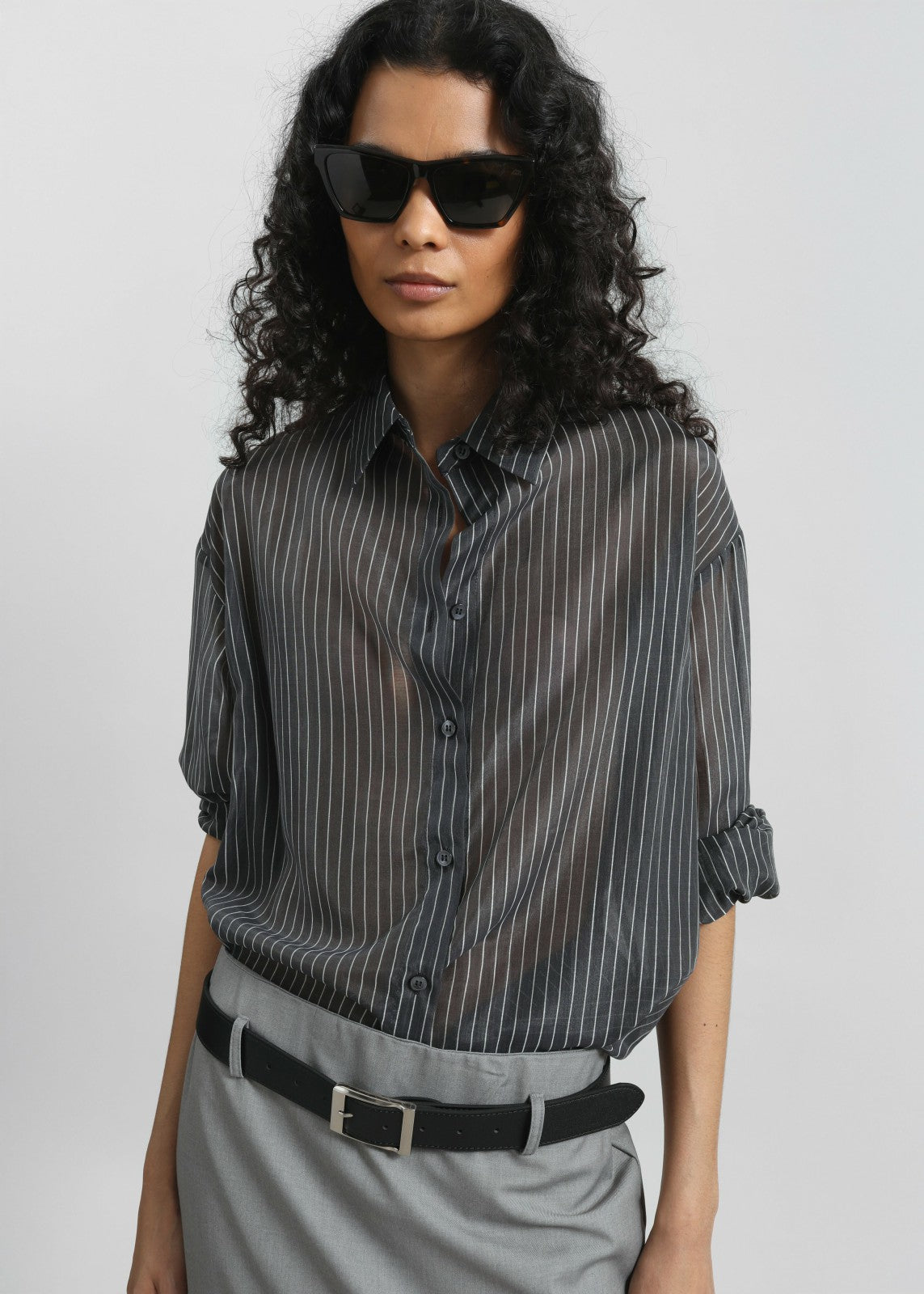 Kesin Open Back Shirt - Grey/White Stripe