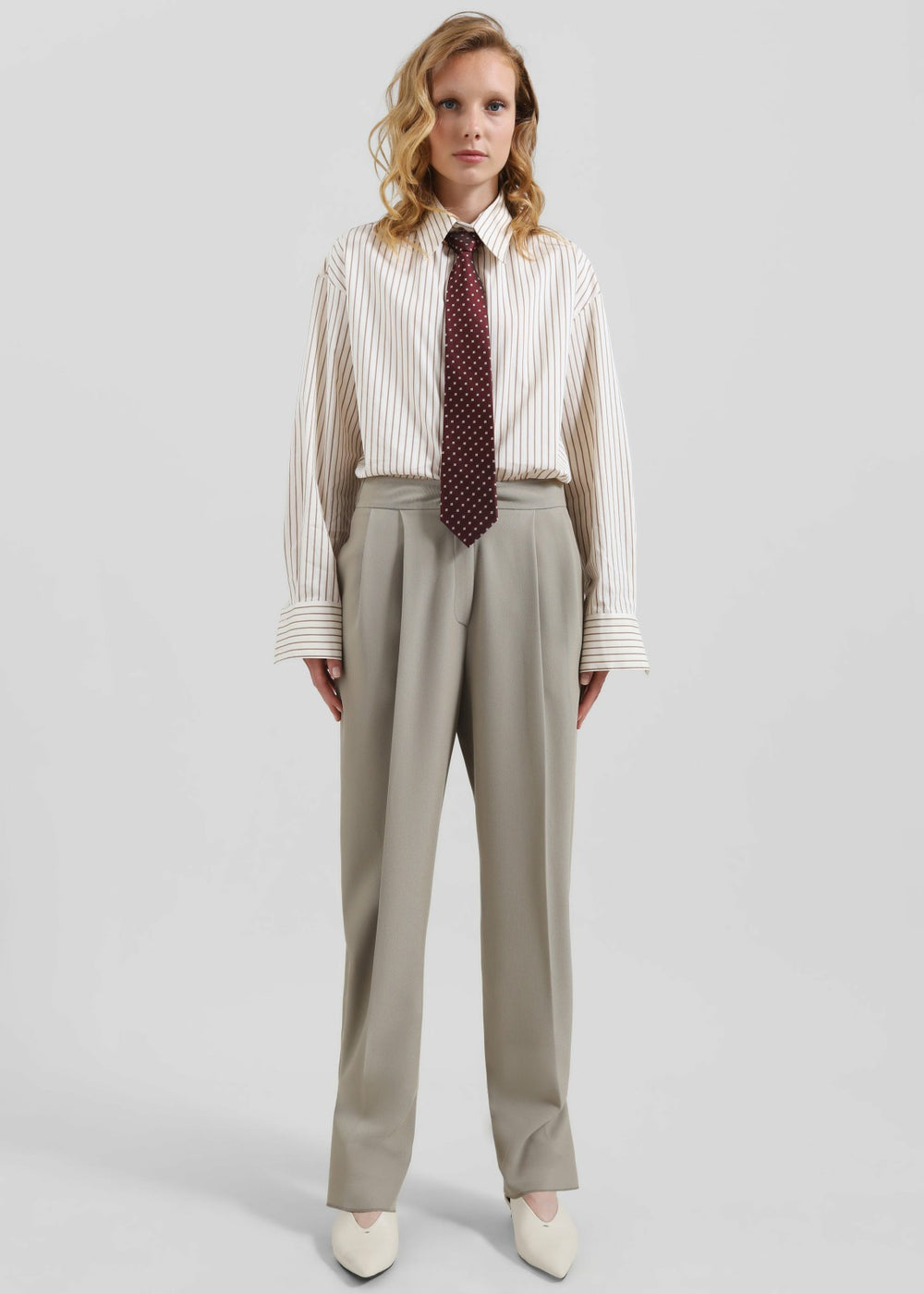 Dina Pleated Trousers - Light Taupe