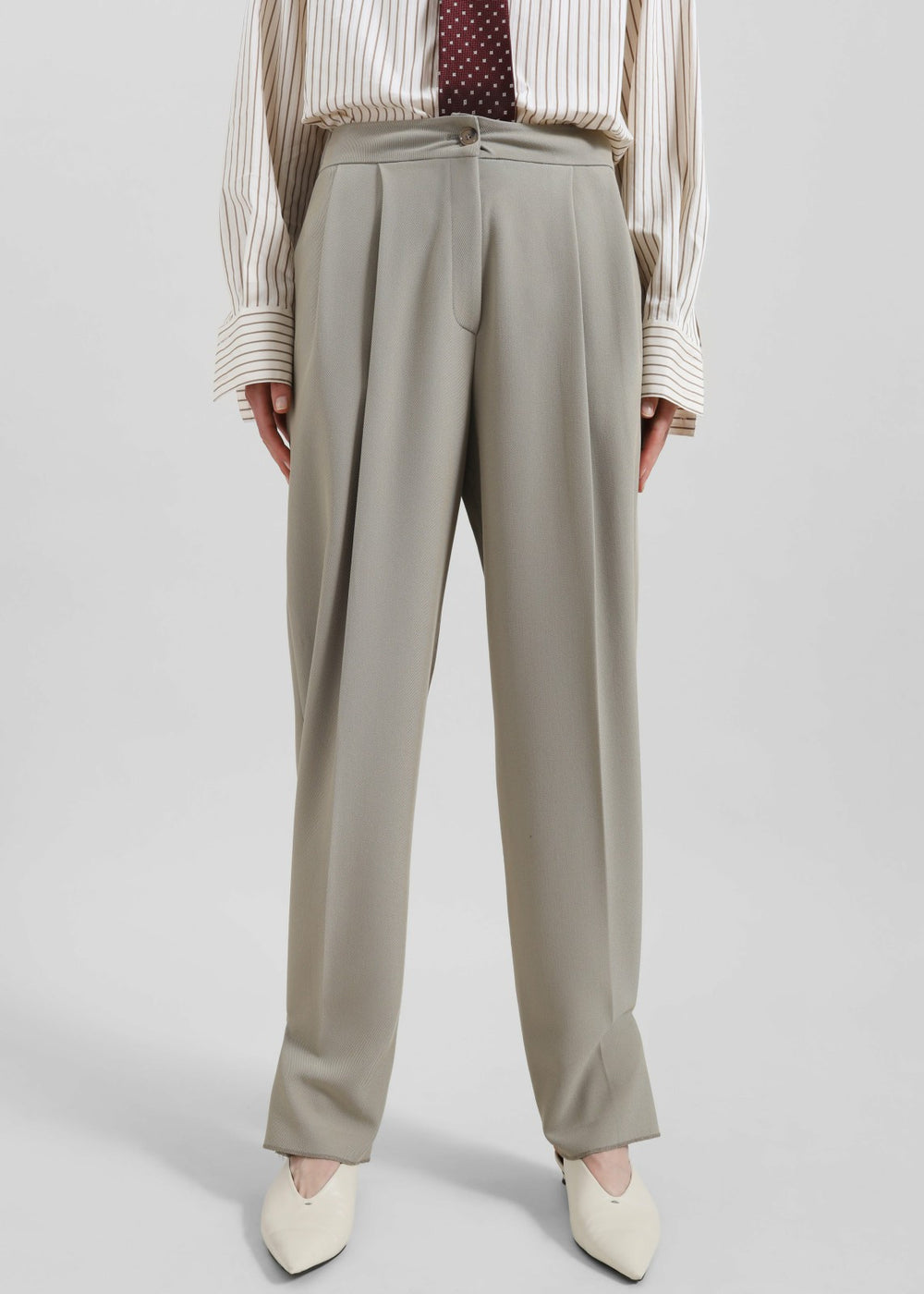Dina Pleated Trousers - Light Taupe