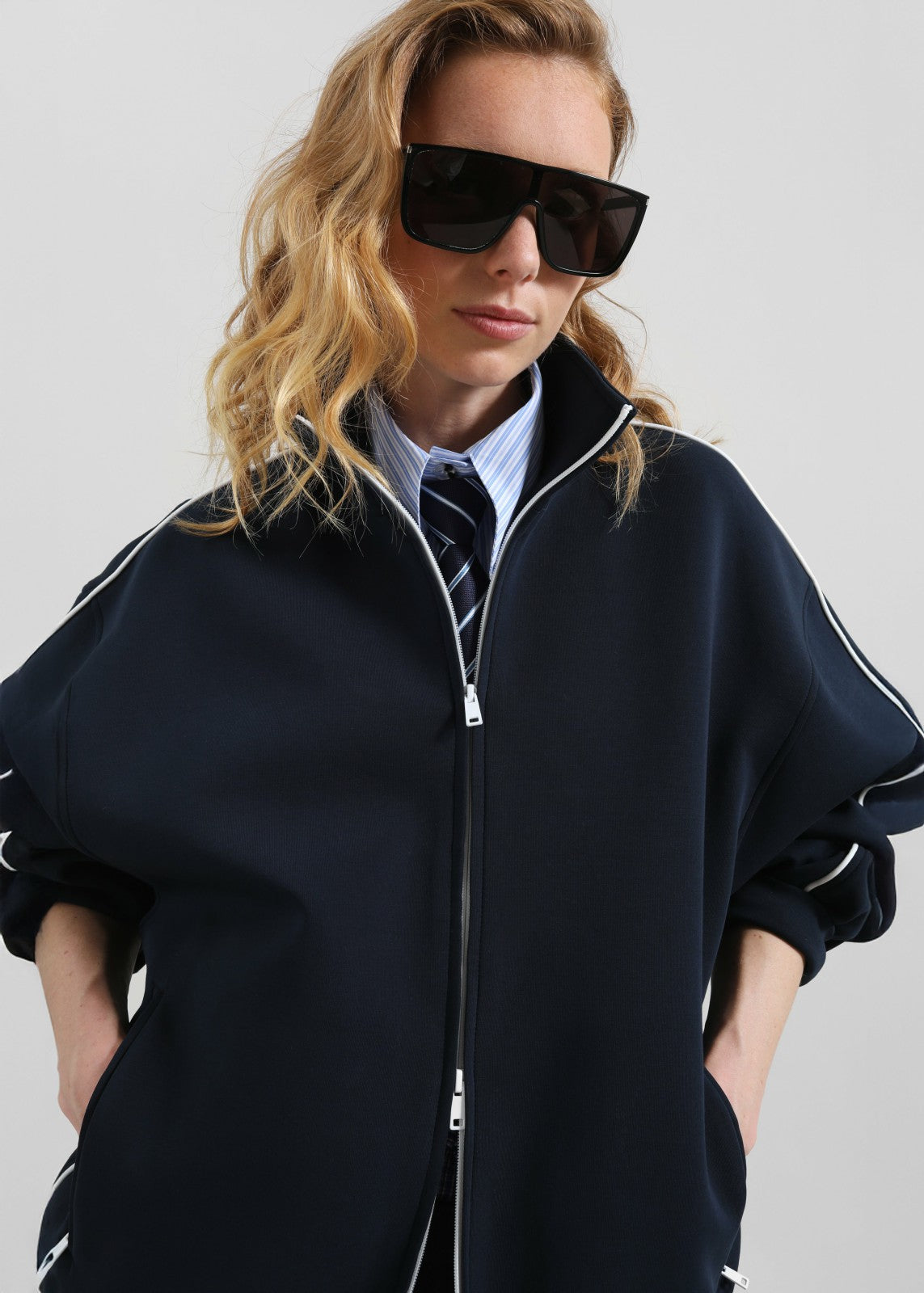 Nayen Zip-Up Jacket - Navy