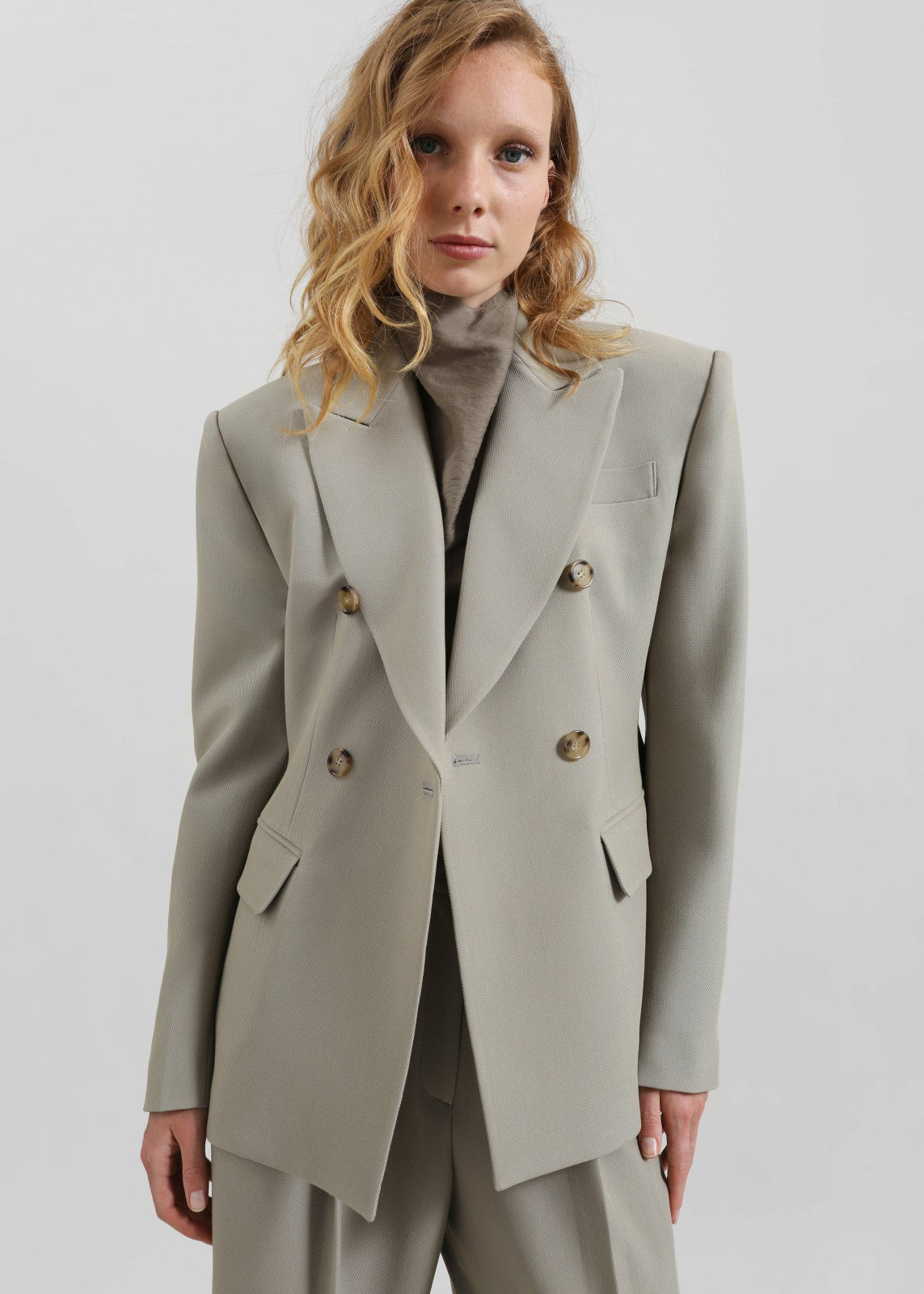Dina Double Breasted Blazer - Light Taupe