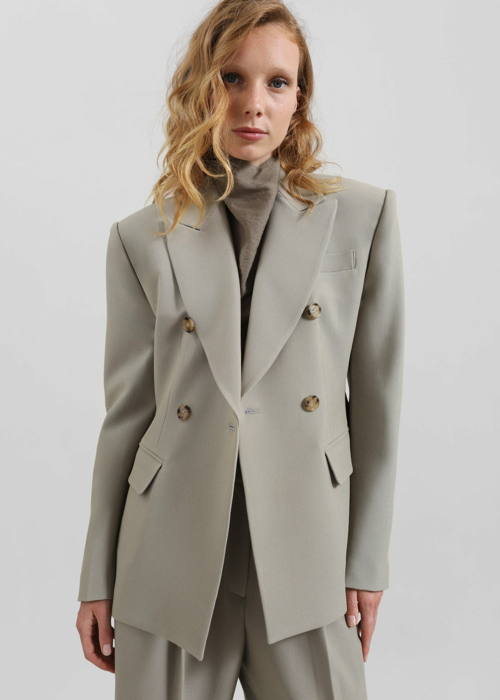 Dina Double Breasted Blazer - Light Taupe