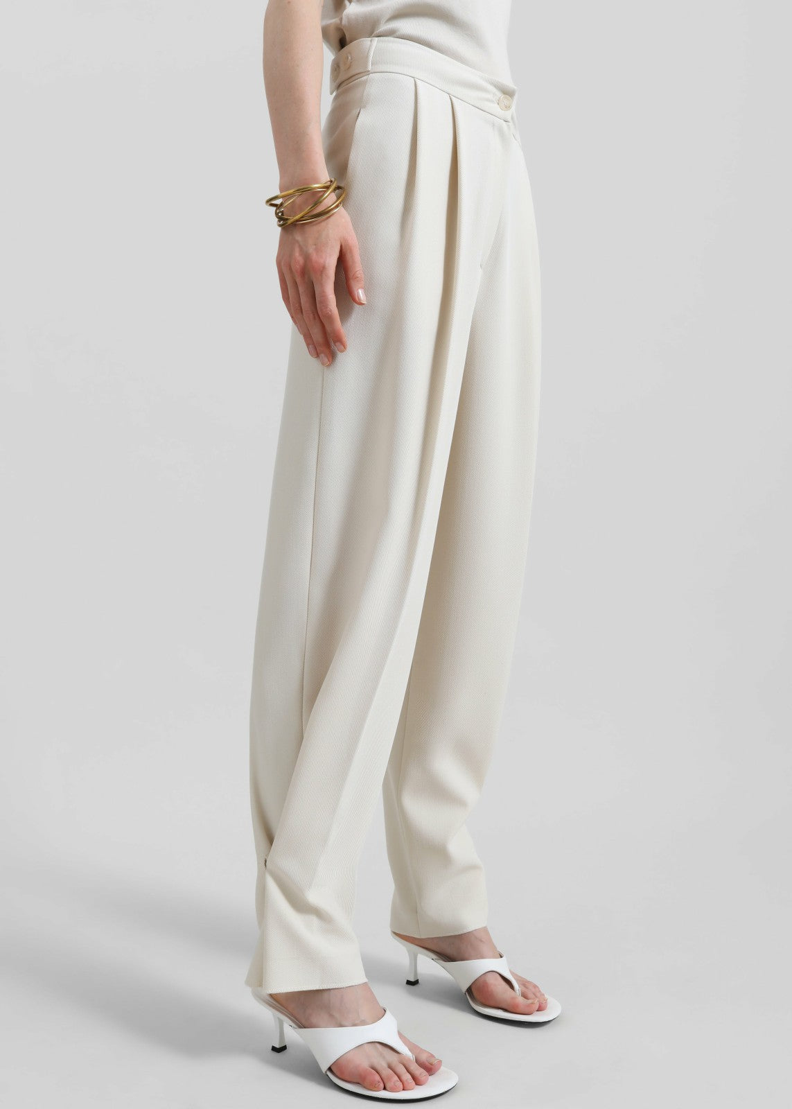 Dina Pleated Trousers - Cream