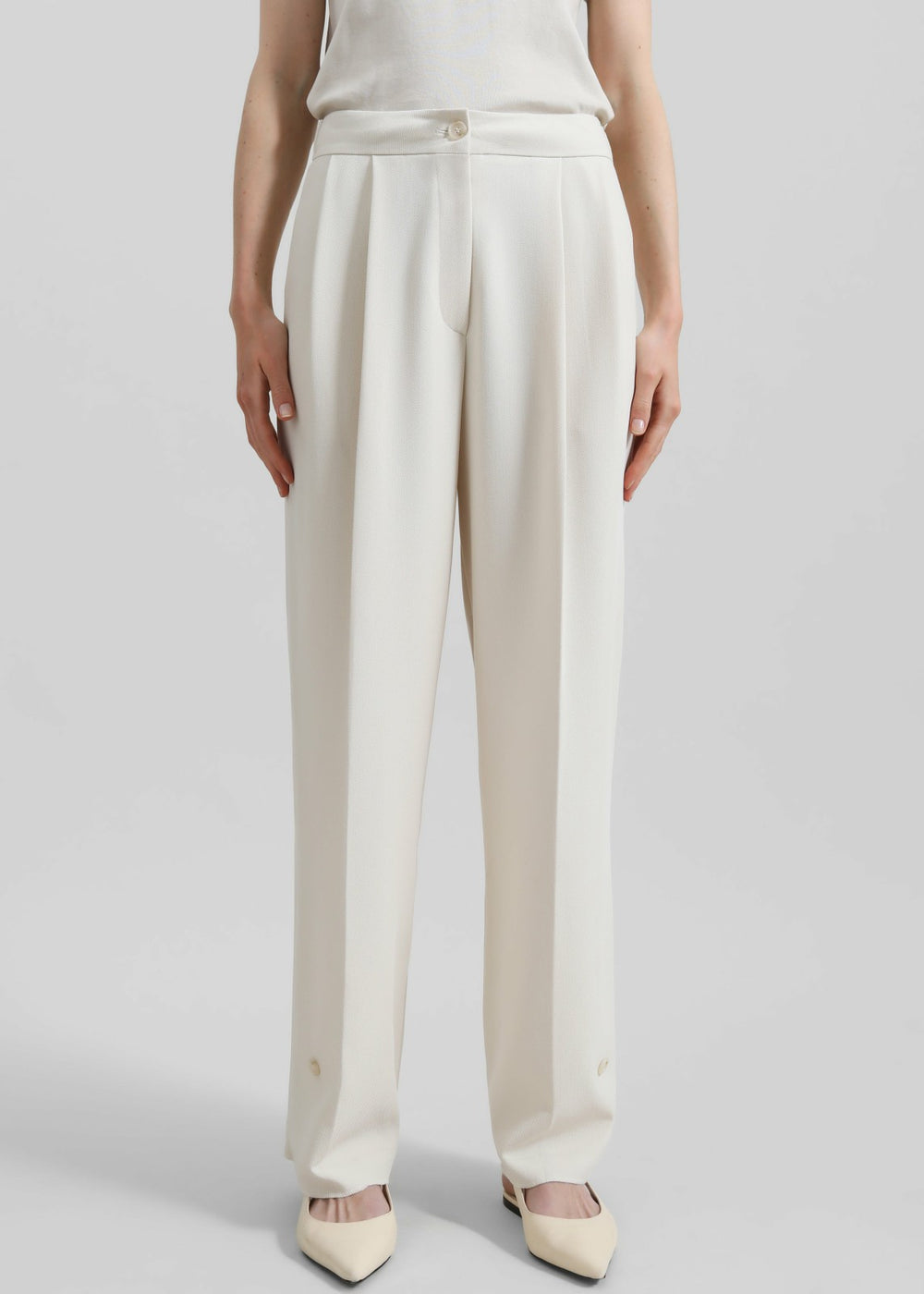 Dina Pleated Trousers - Cream