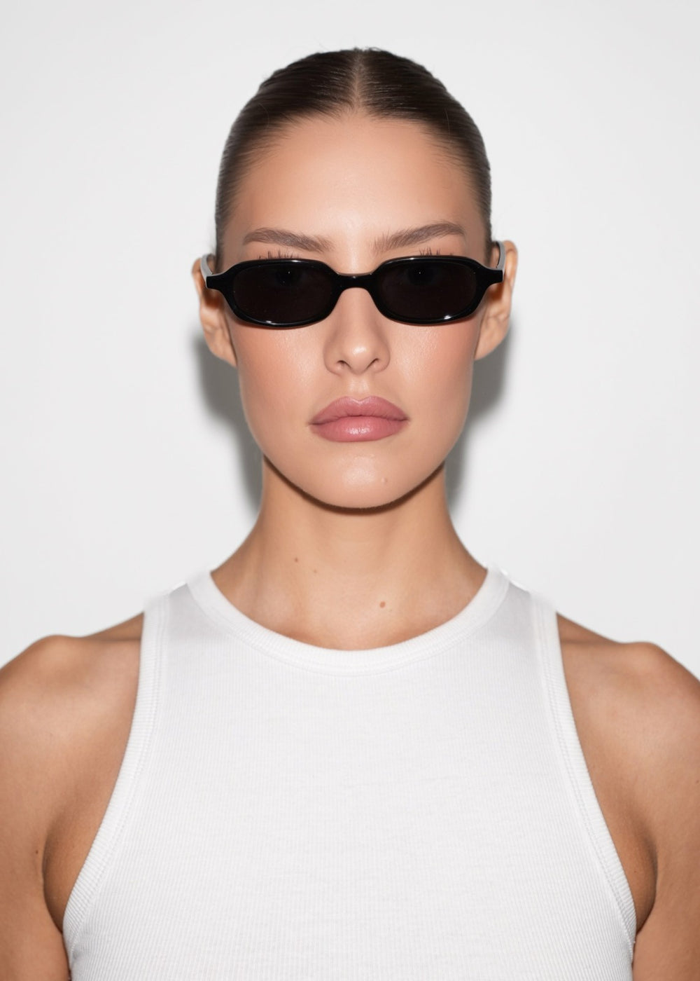 Karen Wazen Carolyn Sunglasses - Black