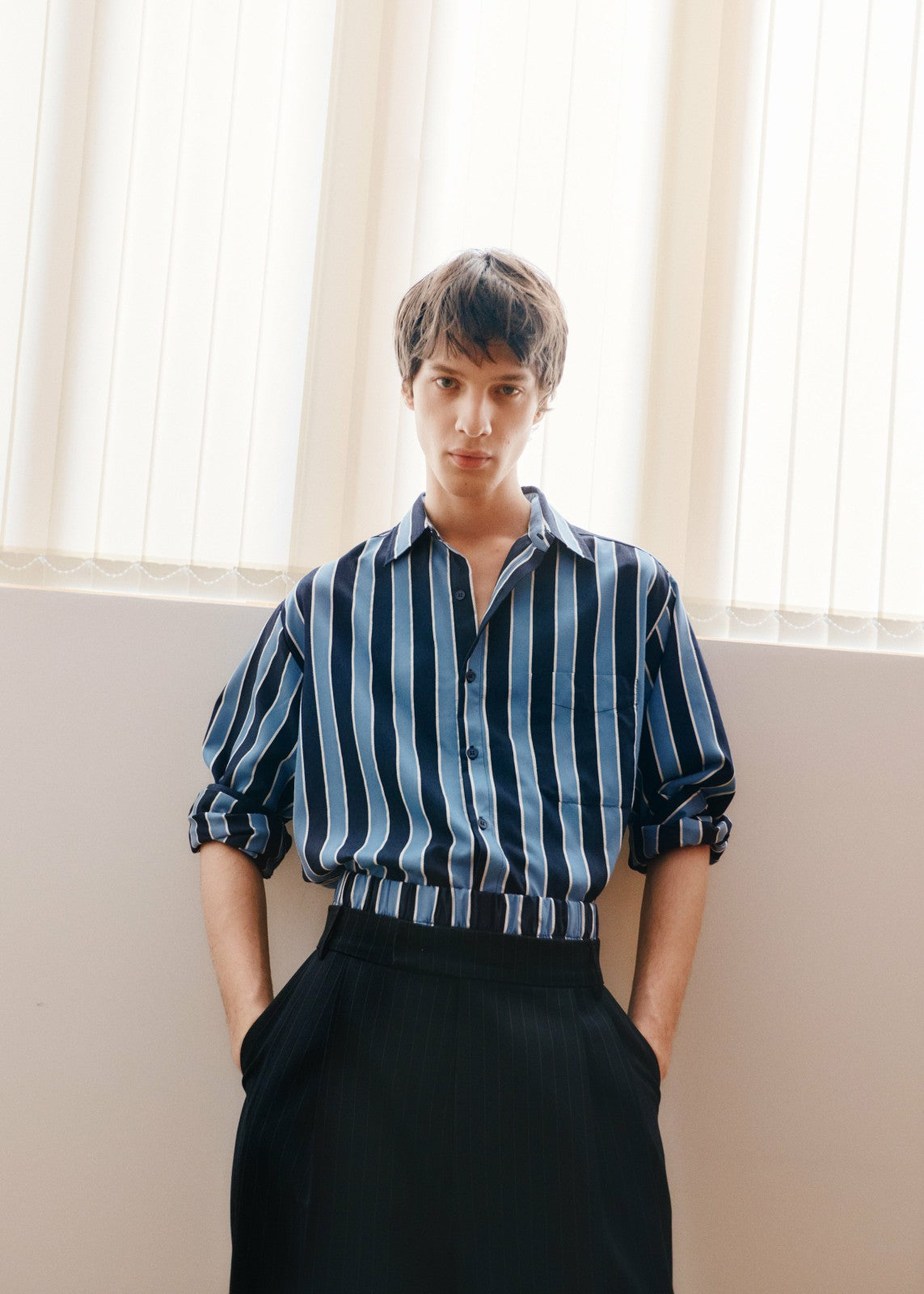 Sinclair Neck Tie Shirt - Navy Stripe