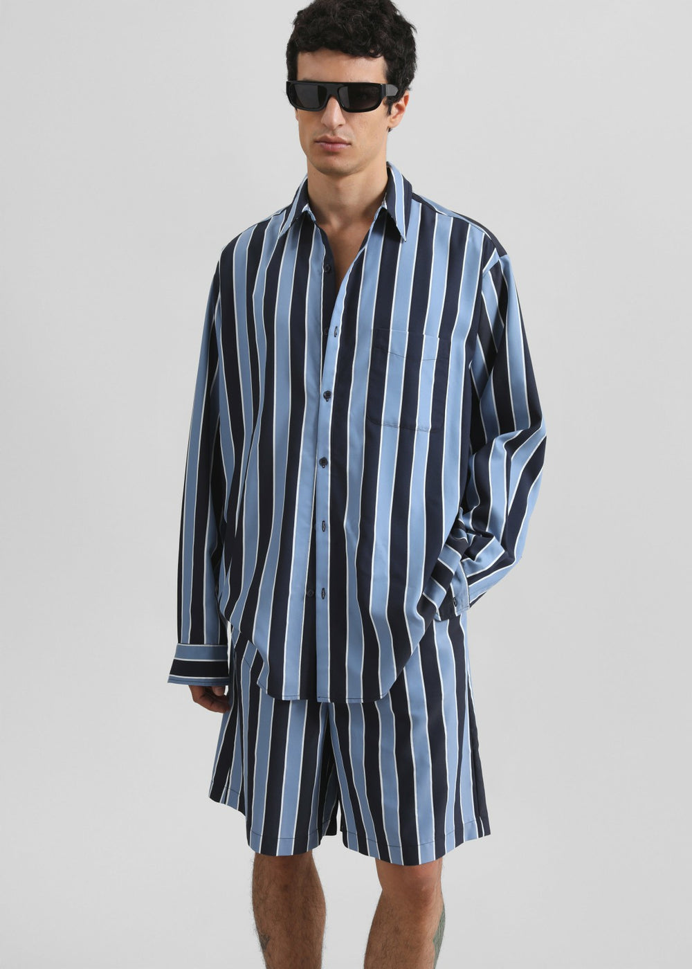 Sinclair Neck Tie Shirt - Navy Stripe