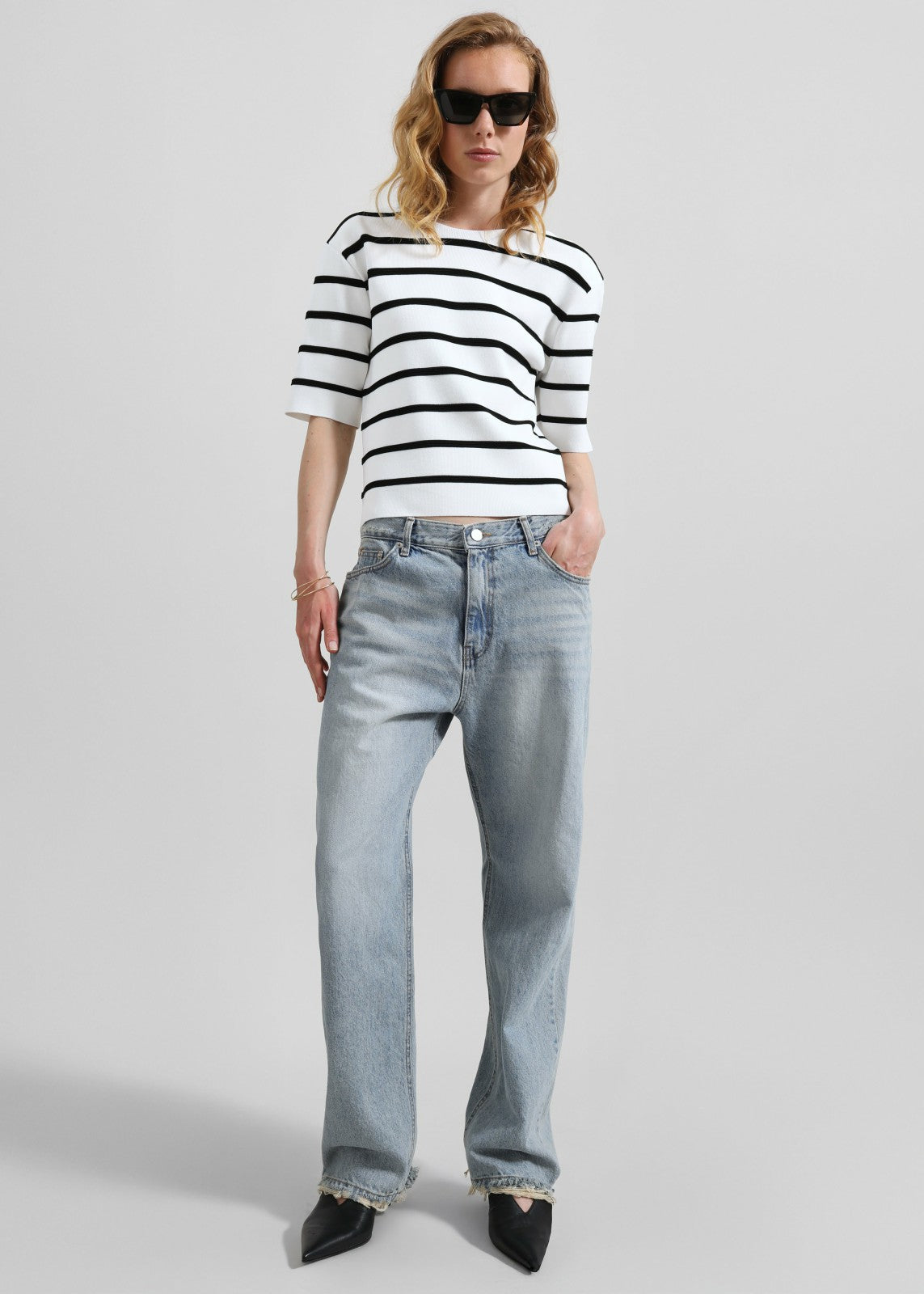 Tarmi Straight Leg Jeans - Light Wash