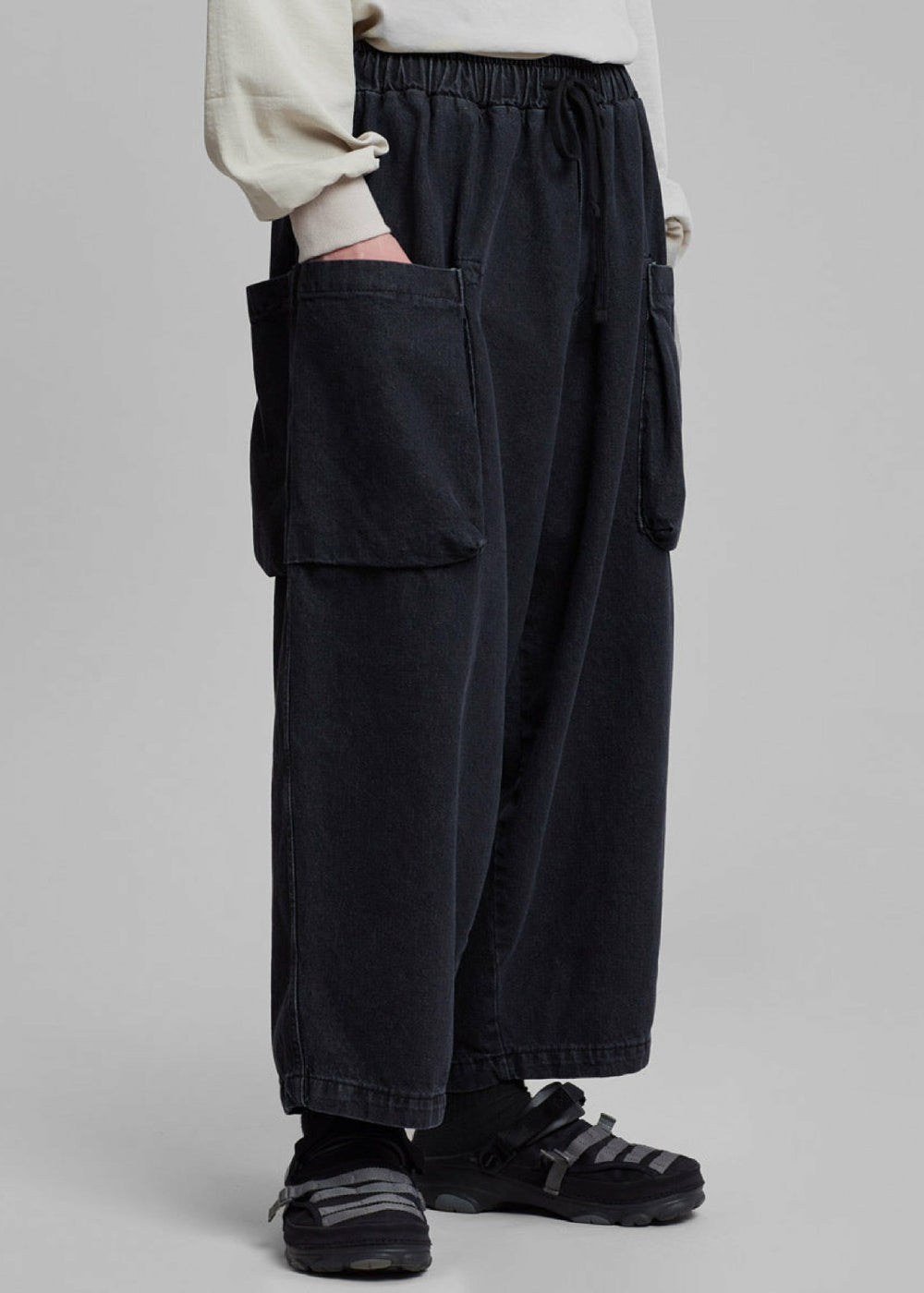 Cliff Denim Balloon Pants - Black