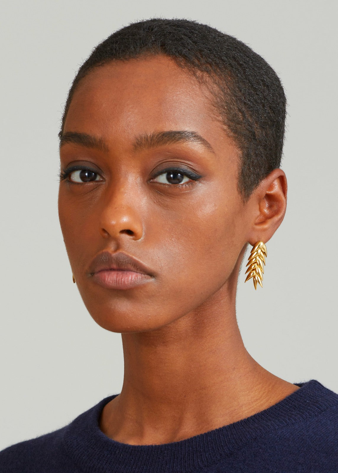 Bevza Spikelet Short Earrings - Gold
