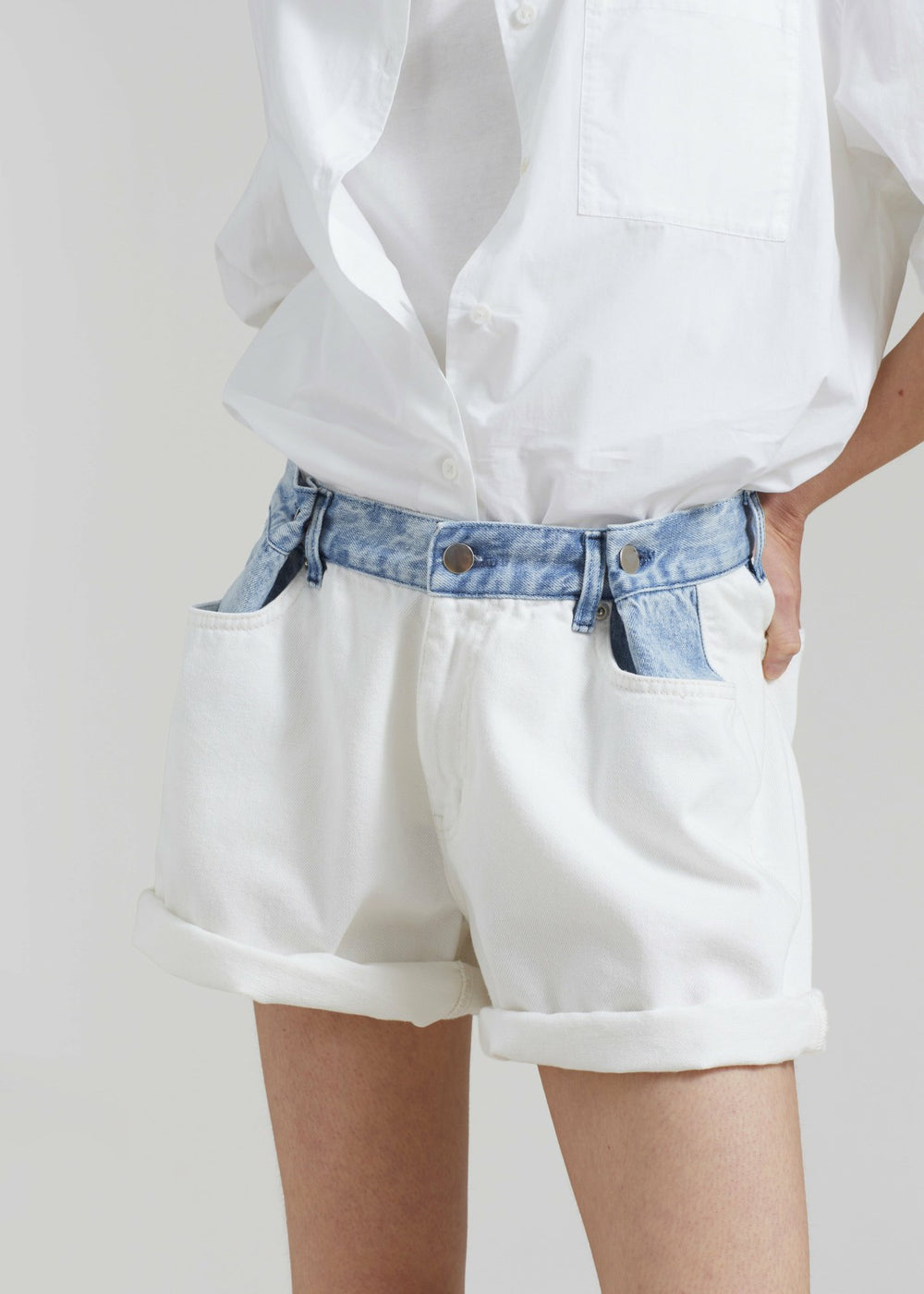 Hayla Contrast Denim Shorts - Off White/Blue
