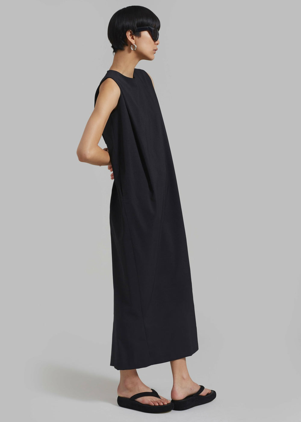 Eryn Sleeveless Pintuck Dress - Black