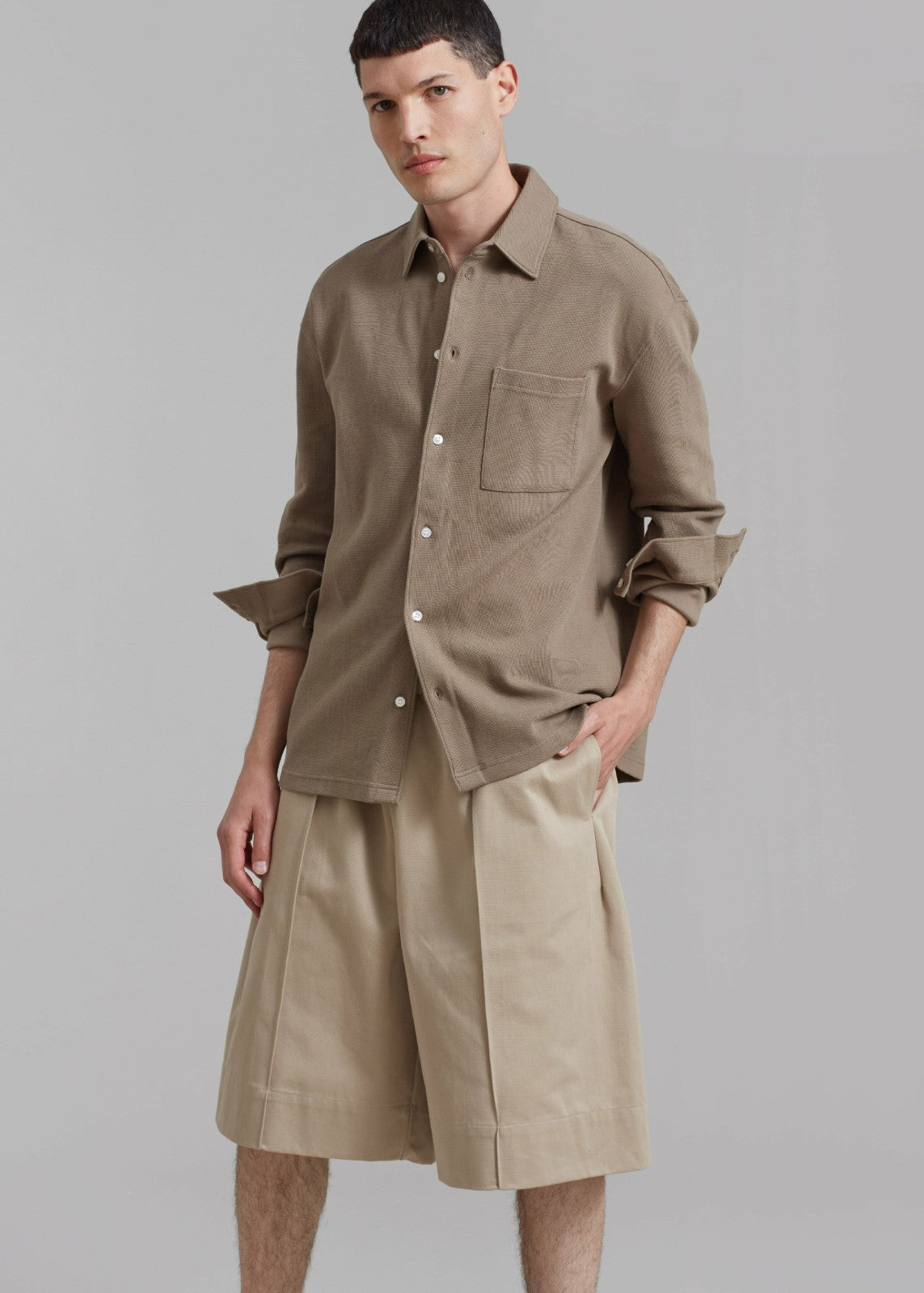 Adan Bermuda Shorts - Beige
