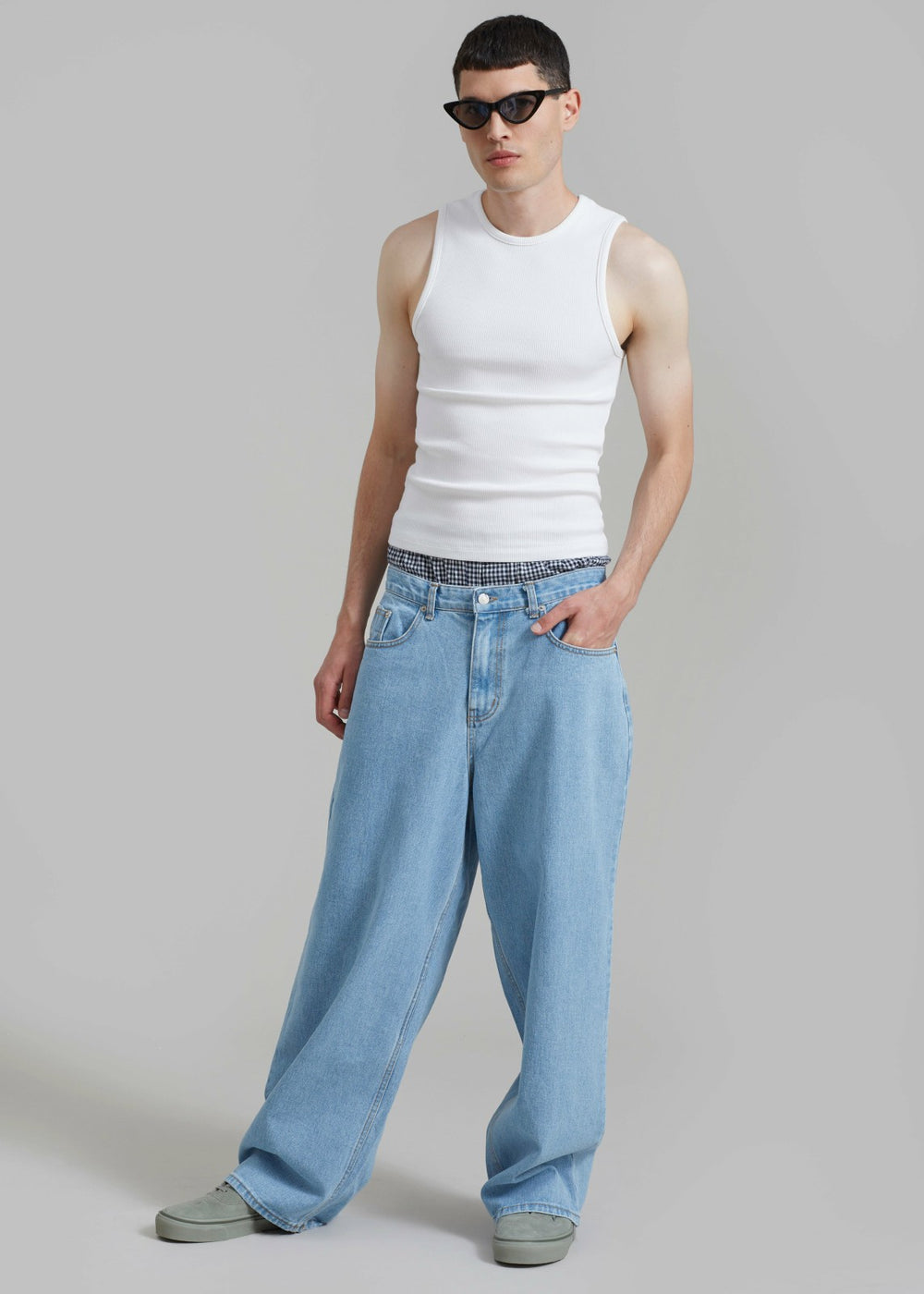 Connor Jeans - Worn Wash