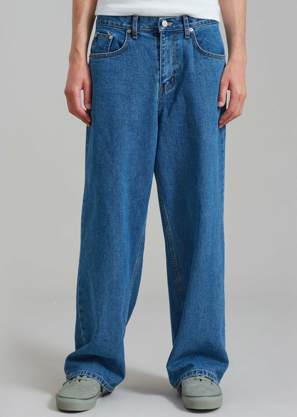 Connor Jeans - Medium Wash