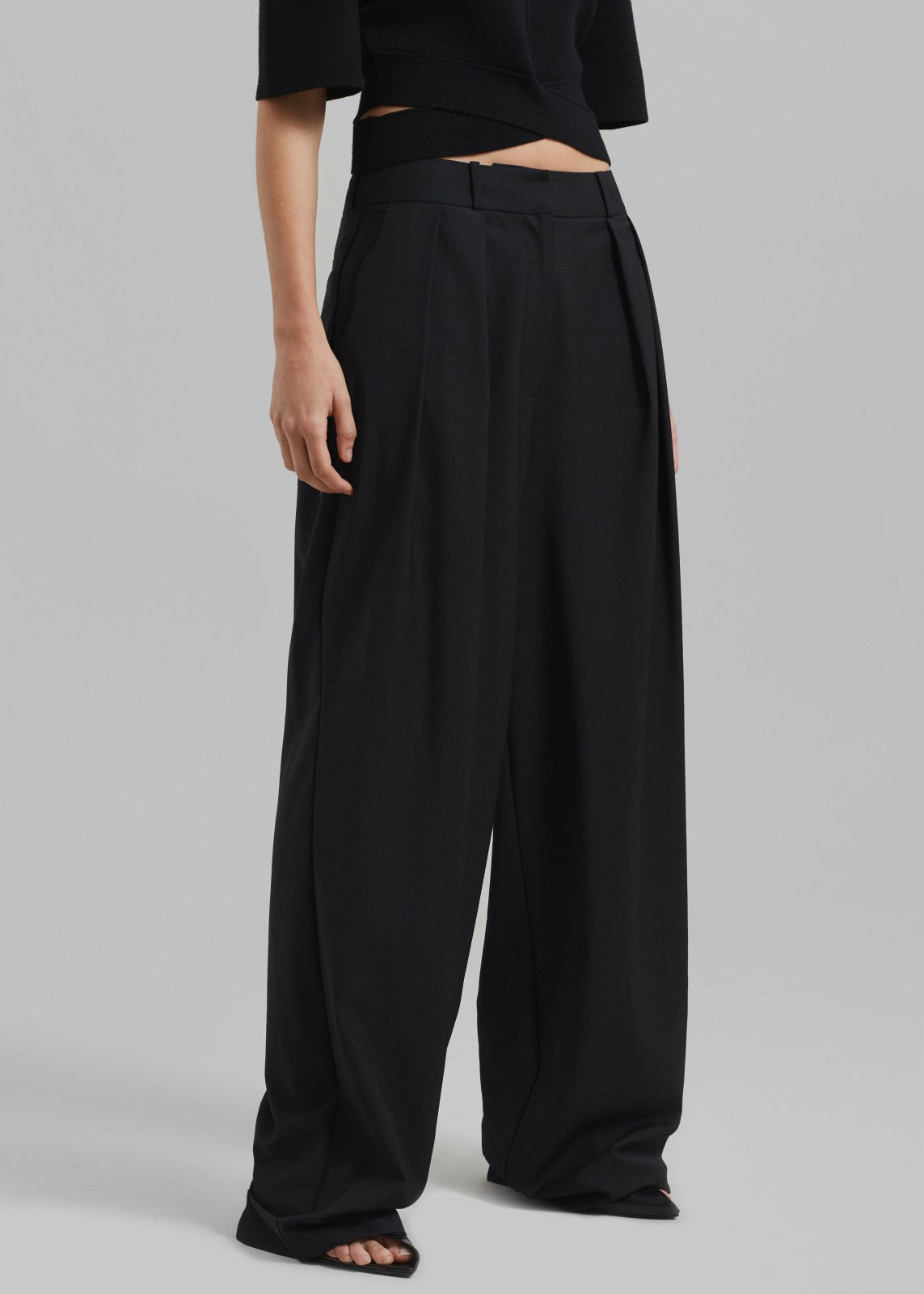 Ripley Pleated Trousers - Black